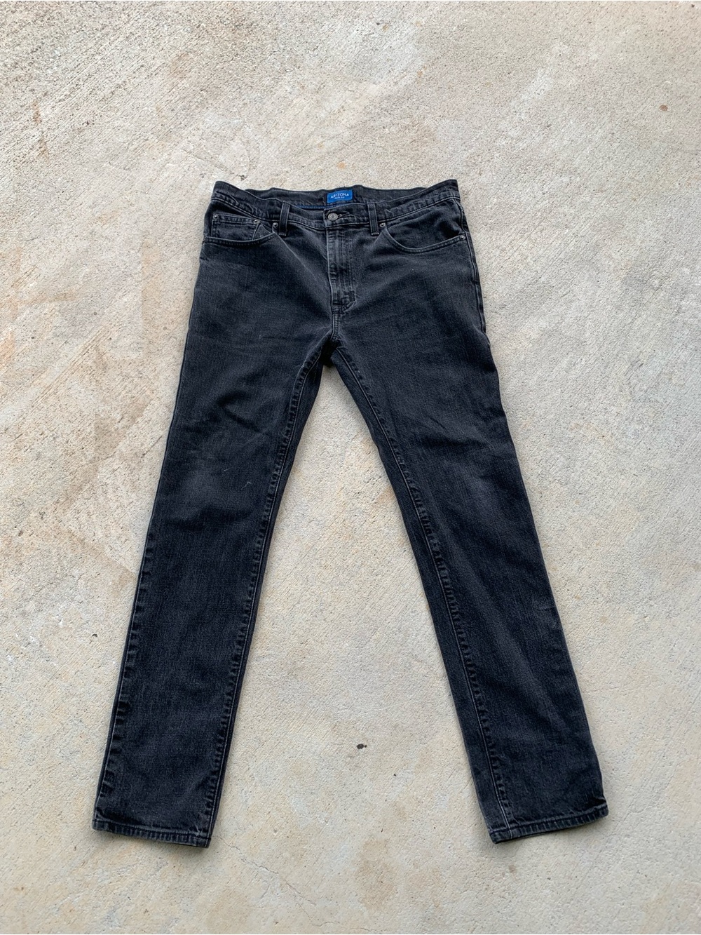 Arizona Jean Company Men's Black Slim Straight Jeans